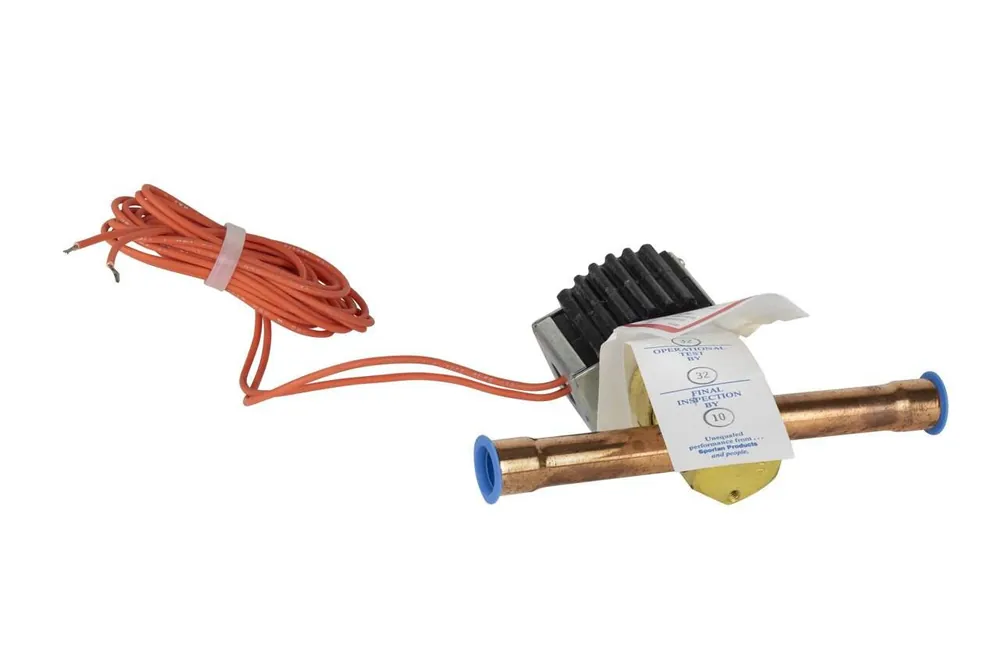CARRIER EF17BZ124 Valve with Solenoid Coil