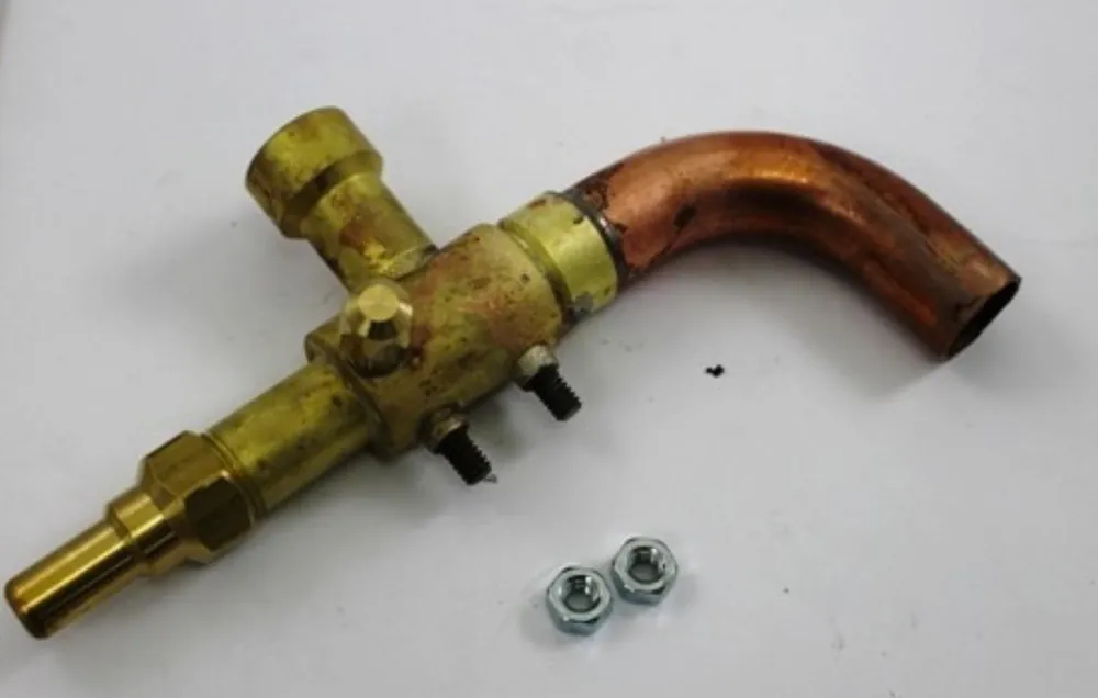 Carrier 38QR400096 Service Valve Assembly