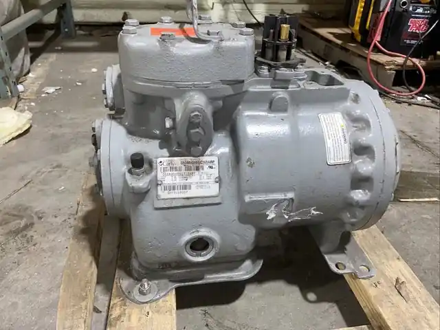 CARRIER HT32CH905 Heater Crankcase