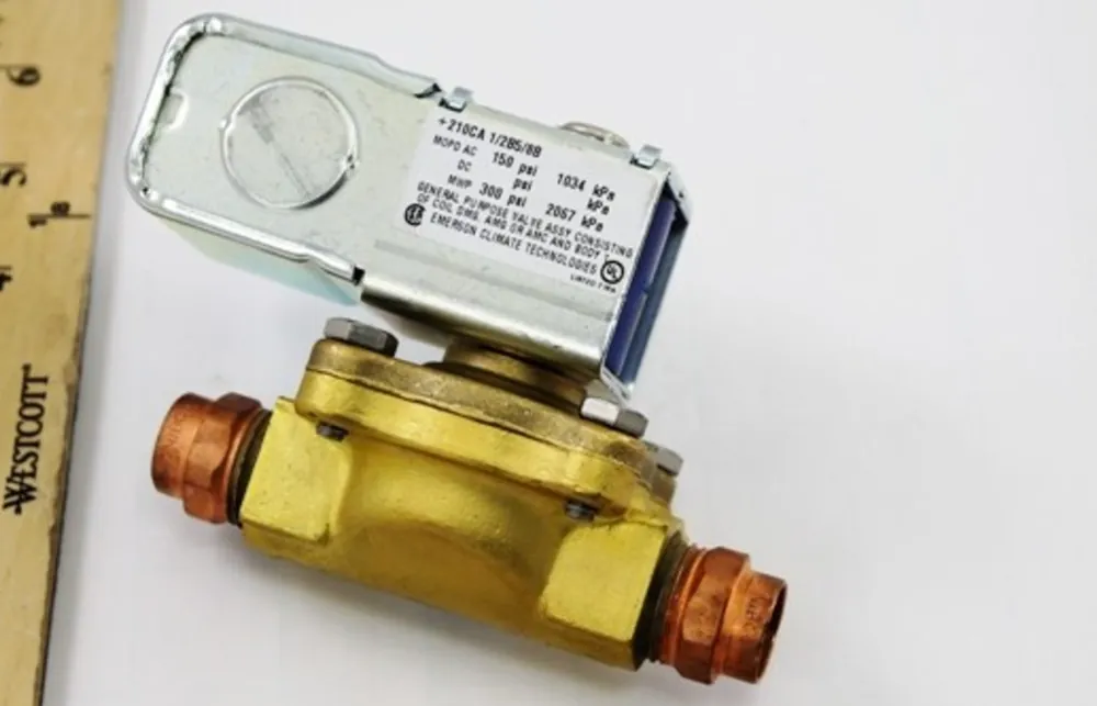 Carrier EF23BM214 Water Regulator Valve