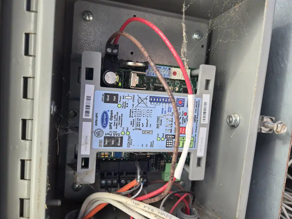 CARRIER 50EJ400666 BACnet UPC with Software and COM
