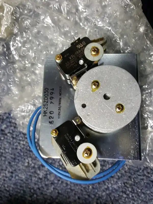 Carrier HK25ZD030 Timer