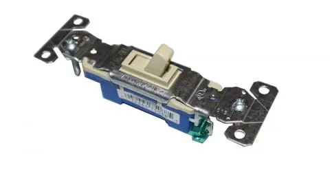 Eaton Wiring 1301-7V-BOX Toggle Switch 15A